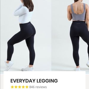 Everyday black legging size small!